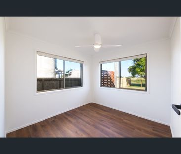 10 Zunker Street, Burnett Heads, Qld 4670 - Photo 5
