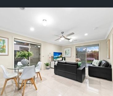 Spacious 4 Bedroom Home In Arcadia Estate. - Photo 1
