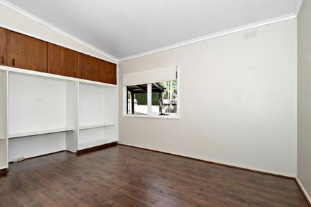 Comfortable Living with Space and Modern Convenience - Photo 2