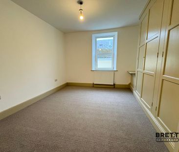 3 bedroom flat to rent - Photo 5