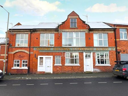 King Street, Oswestry. - Photo 3