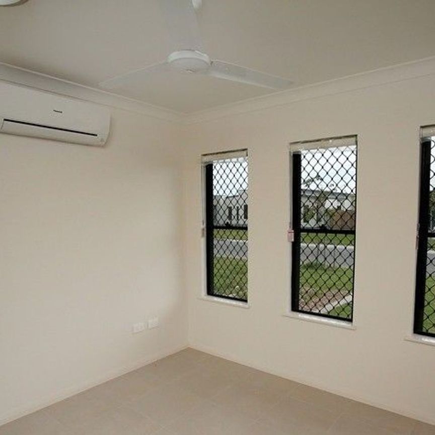 Spacious Family Home in a Quiet Court - Photo 1