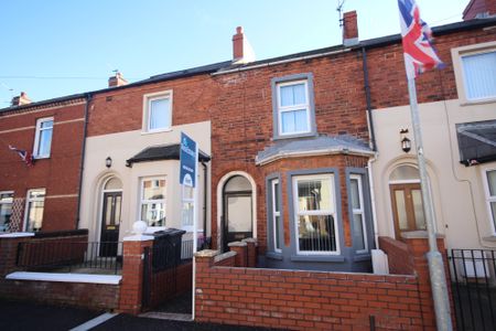 12 Columbia Street, Belfast, BT13 3HL - Photo 4