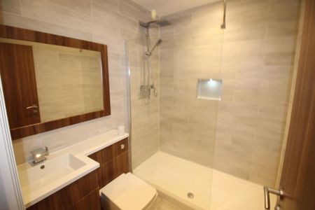 2 bedroom apartment to rent - Photo 5