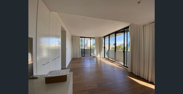 Spacious 2 Bed 2 Bath Apartment in Waterloo Available Now! - Photo 1