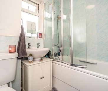 2 bedroom semi-detached house to rent - Photo 5