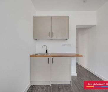 Studio to rent - Photo 5