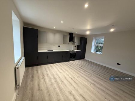 1 bedroom flat to rent - Photo 4