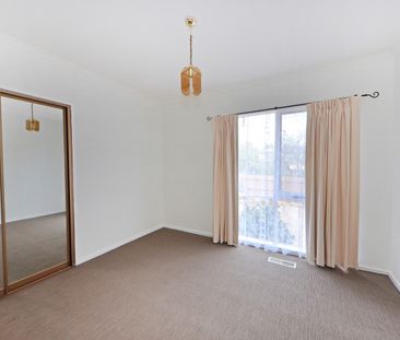 FULLY UPDATED THROUGHOUT! - Photo 2