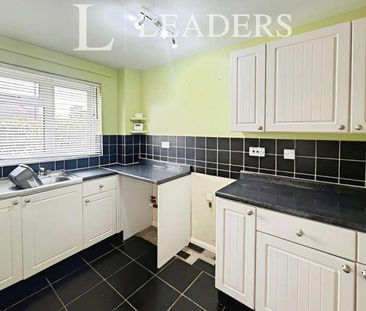 Grange Farm Avenue, Felixstowe, IP11 - Photo 6