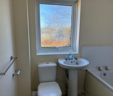 3 bedroom house to rent - Photo 3