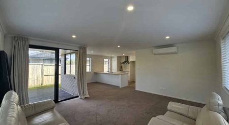 Home On Hills View - Photo 3