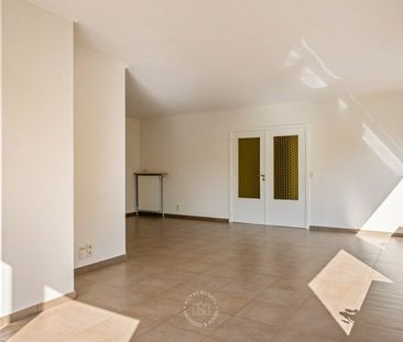 Gezinswoning met 3 slaapkamers en zonnige tuin - Photo 2