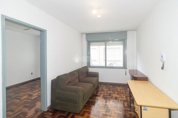 Apartamento com 1 quarto e 54m² para alugar em Centro Histórico, Porto Alegre. - Foto 1