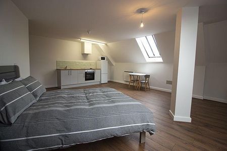 Studio to rent - Photo 4