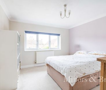 Woodfield, Briston - Photo 5