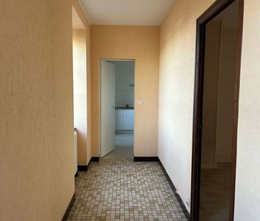 Location Appartement 3 pièces AVRANCHES - Photo 5