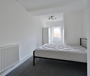 Studio to rent - Photo 6