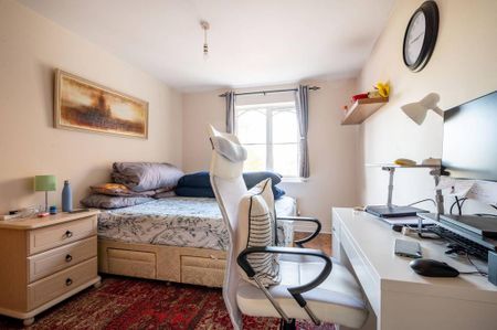 2 bedroom flat to rent - Photo 4