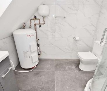 Collier Row Road, Romford, RM5 - Photo 6