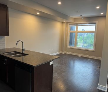 For Lease - 2518 Littlefield Crescent, Oakville, Ontario - Photo 6
