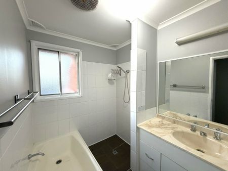 6 Glossop Street, North St Marys NSW - Photo 4