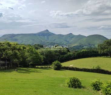 Maison à louer à Urrugne, avec vue magnifique sur la Rhune. - Photo 2