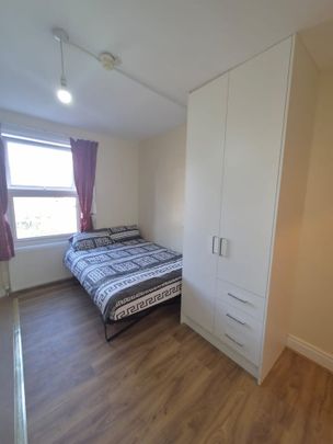 Studio Flat, Green Lanes, N8 - Photo 1
