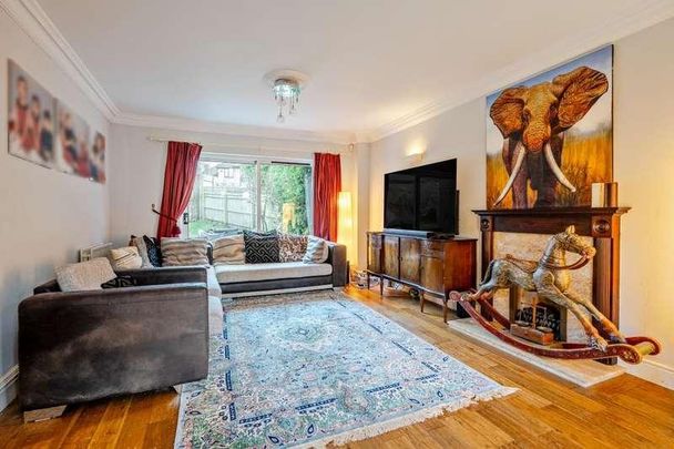 Barn Close, Oxford, OX2 - Photo 1