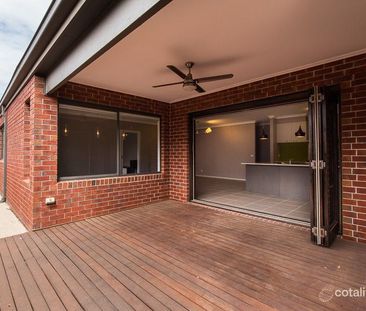 Big Family Home - Photo 2