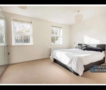 2 bedroom maisonette to rent - Photo 2