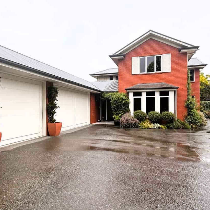 Excellent Location - Photo 1