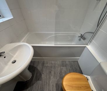 Gladys Road, Smethwick - Photo 6