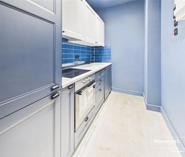 Studio to rent - Photo 2