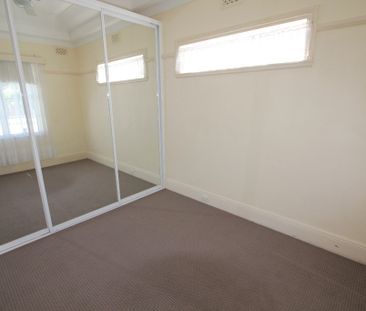 38 Clarendon Road, Stanmore NSW 2048 - House For Rent | Domain - Photo 4