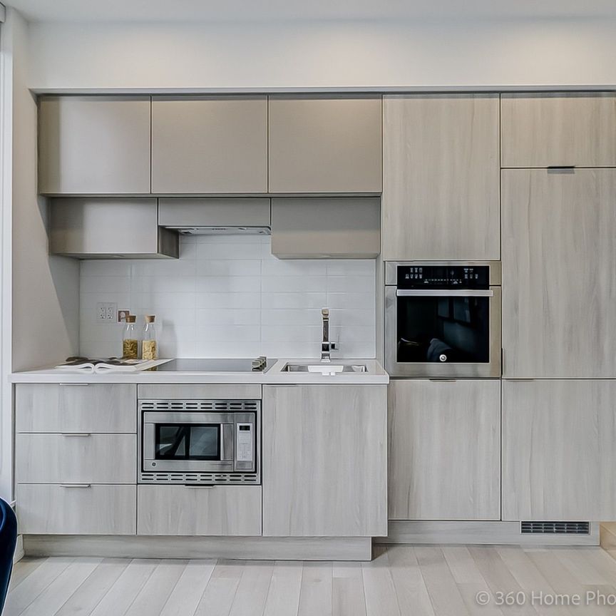 For Lease - 39 Roehampton Avenue Unit# 505, Toronto, Ontario - Photo 1