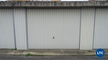 Zeer goed gelegen appartement met 2 slpks, terras en garage - Foto 2