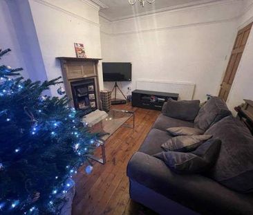 Room in a Shared House, Sweetbriar Road, LE3 - Photo 1