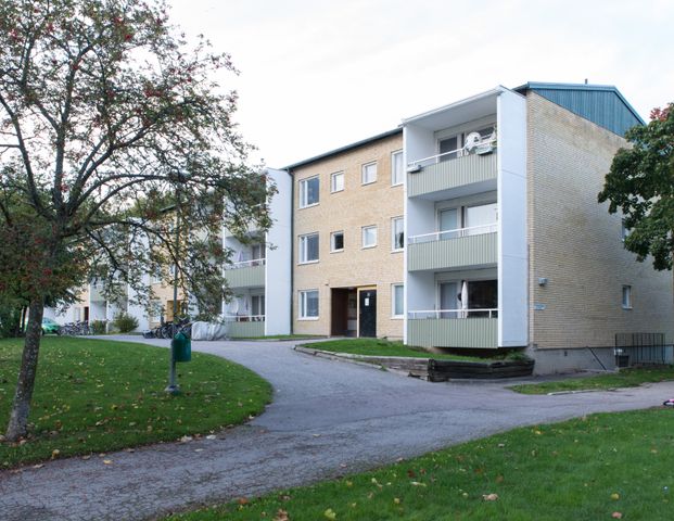 Finningevägen 72 B - Foto 1