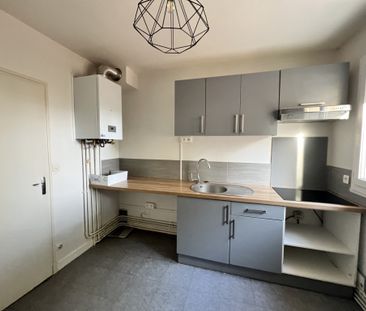 Location Appartement 3 pièces 61m² ORLEANS 45100 - Photo 2