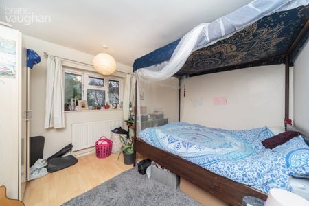 4 bedroom apartment to rent - Photo 2