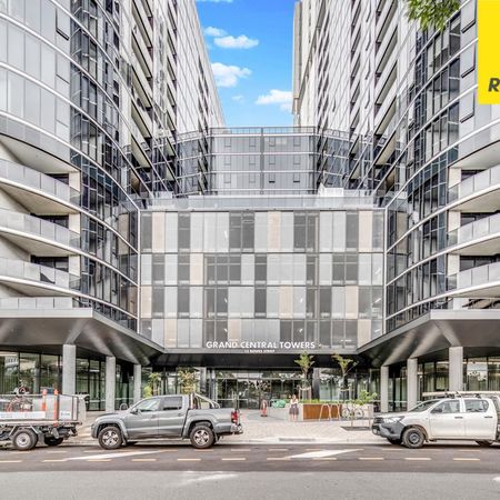 Grand central Towers - Central Woden Location - Photo 5