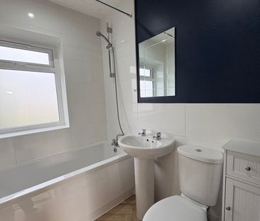 Shakespeare Road, Neston, CH64 9TG - Photo 1