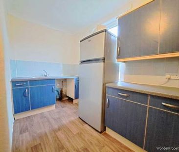 2 bedroom property to rent in Ayr - Photo 1