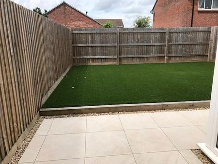 Roman Way, Chippenham, SN15 - Photo 3