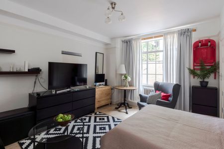 Endsleigh Court, Upper Woburn Place, Fitzrovia, London, WC1H - Photo 2