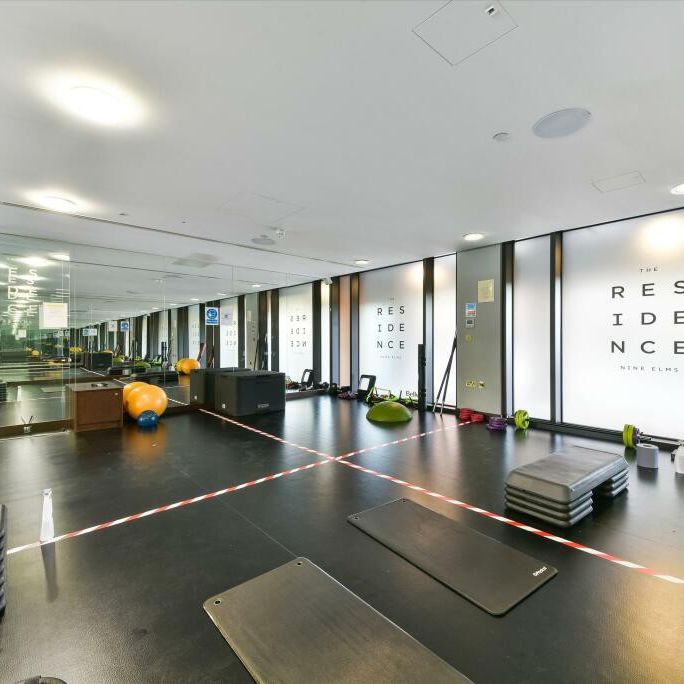 Charles Clowes Walk, Nine Elms, SW11 7AG, London - Photo 1