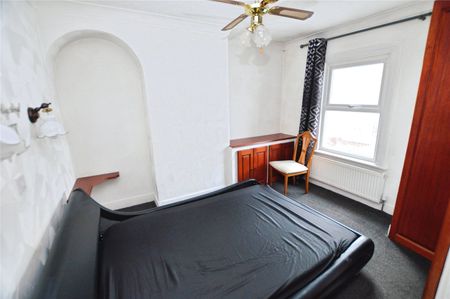 2 bedroom house to rent Winnock Road, Colchester, Essex, CO1 - Photo 4