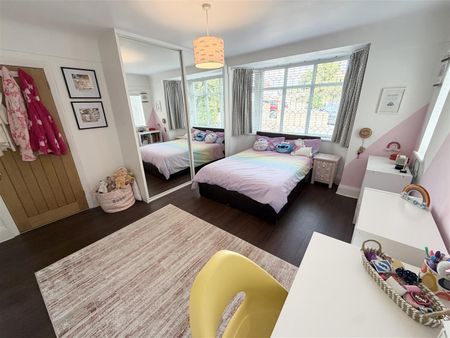 Village Road, West Kirby, Wirral - Photo 5