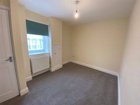 2, Upper Denmark Road - Photo 5